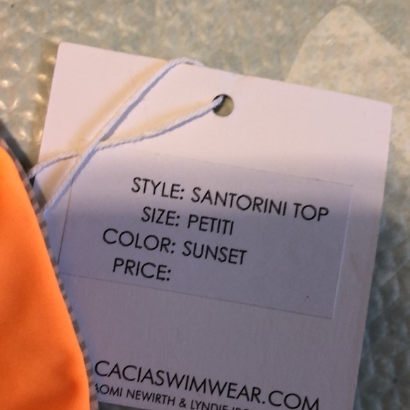 Nwt. Acacia santorini top in sunset. Size xs. - Picture 2 of 4